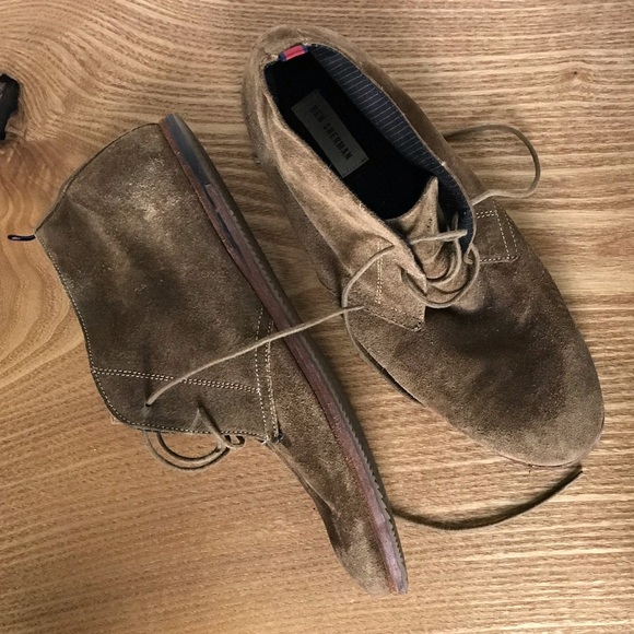 chukka boots flat sole